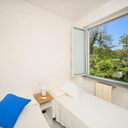 Casa Blu בית נופש איסקיה