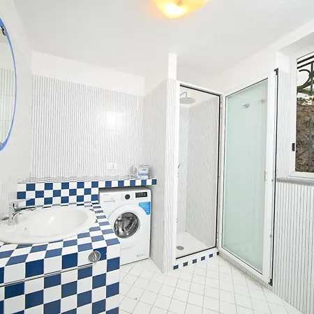 Casa Blu * איסקיה